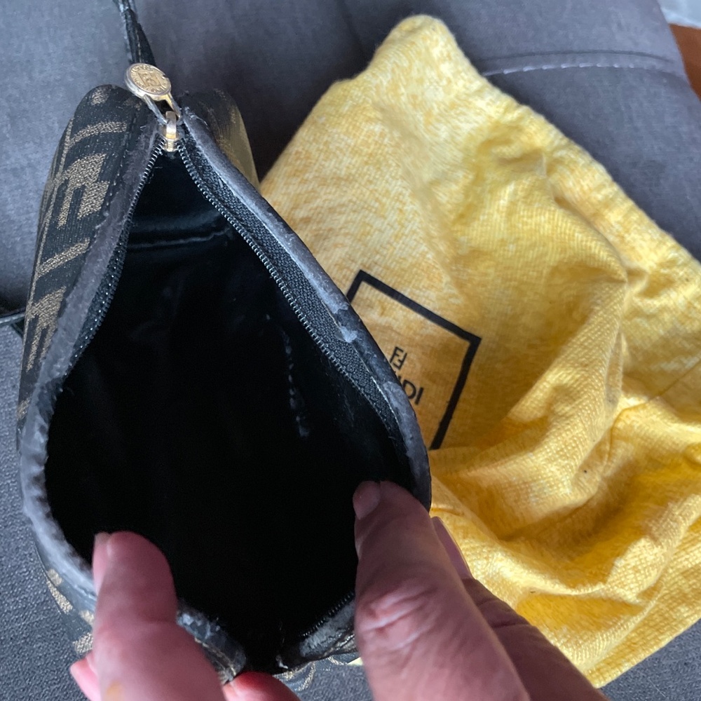 Fendi purse - Picture 4 of 4